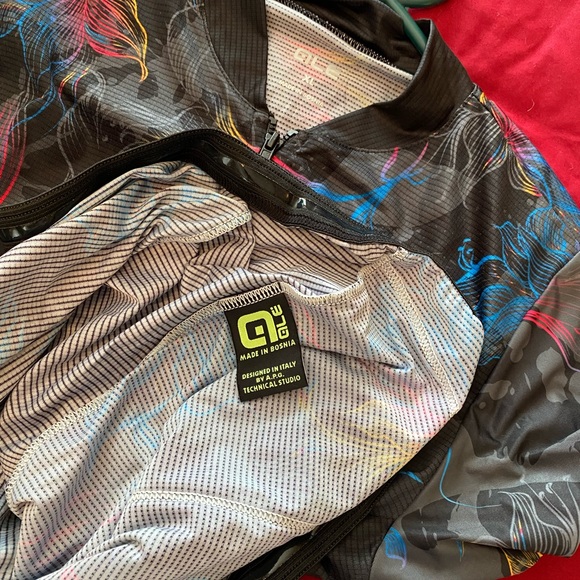 Cycling Kit - Picture 2 of 10